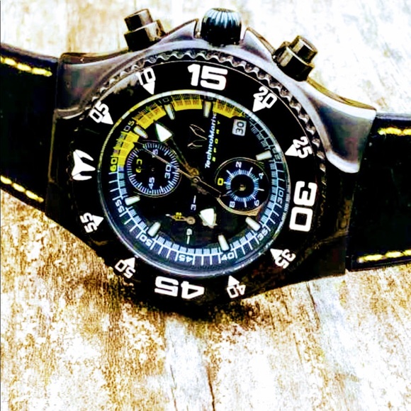 Technomarine Other - Technomarine diver Chronograph Leather make Offer